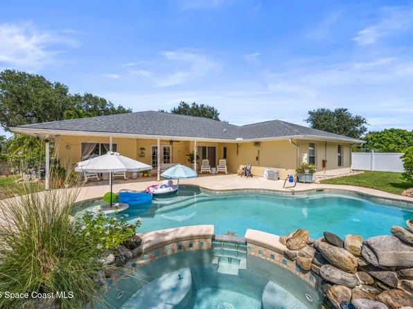 8 Indrio Blvd N, Satellite Beach, FL 32937