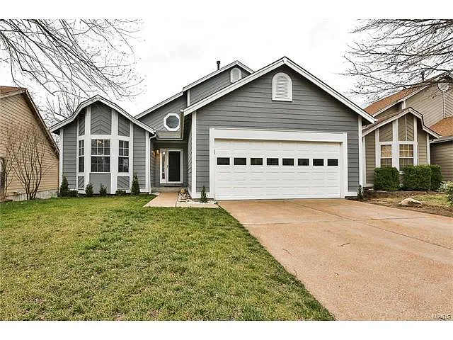 1533 Strawberry Glen Ct photo 1