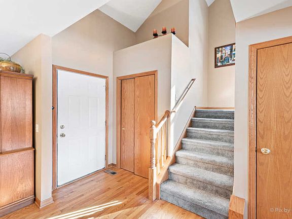 4th image of 1260 Savanna Ln