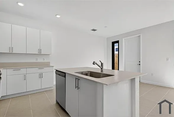 13864 SW 262nd Ln — Photo 12