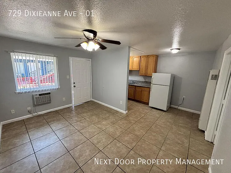729 Dixieanne Ave #1 — Photo 2