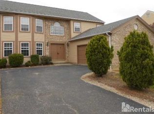 65 Chenango Dr, Powell, OH 43065
