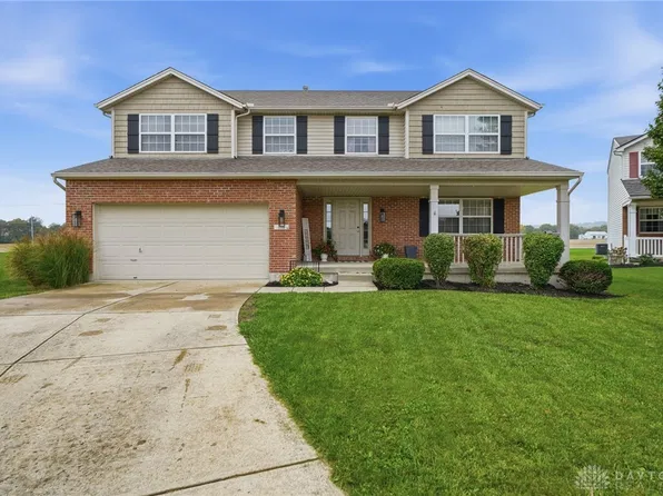 978 Heritage Ct, Trenton, OH 45067