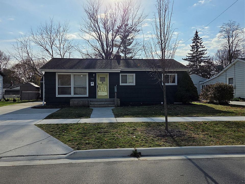 1st image of 735 Elmwood Dr
