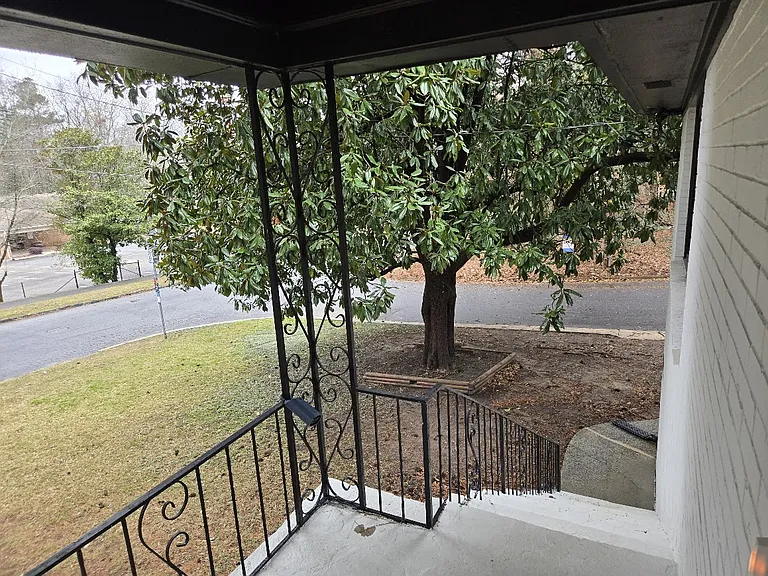 175 Holly Rd NW — Photo 4
