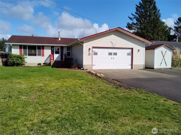192 Canal Drive NE, Ocean Shores, WA 98569