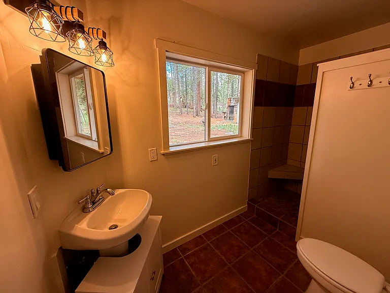 423 Mountain Meadows Dr #A — Photo 7