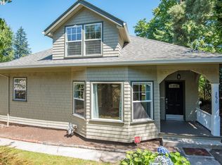 2670 SW Ravensview Dr, Portland, OR 97201