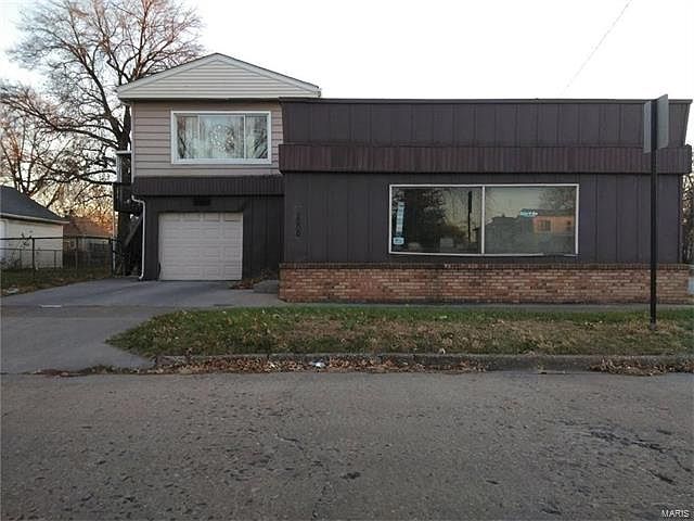1st image of 2200 E 24th St
