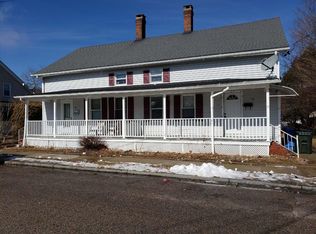 42 S A St, Taftville, CT 06380