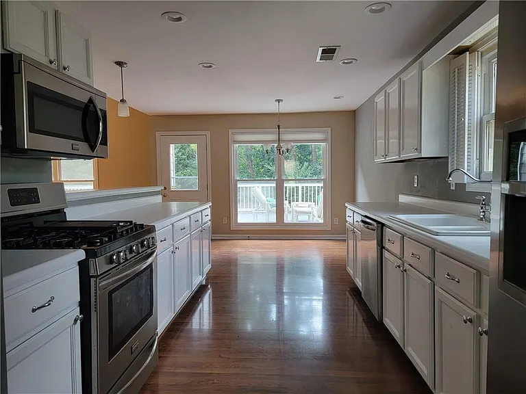 2790 Suwanee Lakes Trl — Photo 7