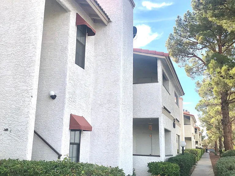 6617 W Tropicana Ave #201 — Photo 10