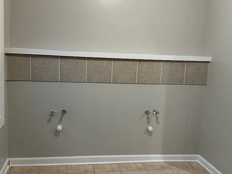 4621 S Archer Ave #1 — Photo 8