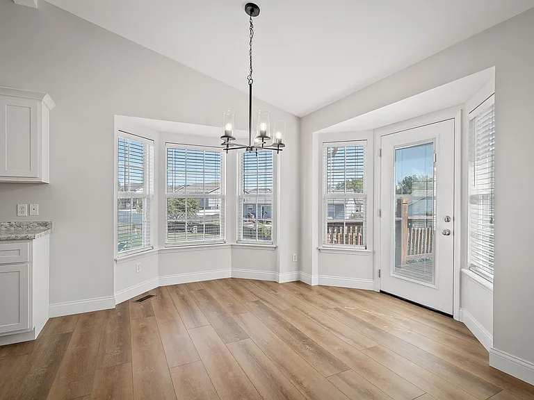 175 Shadow Pointe Dr — Photo 7