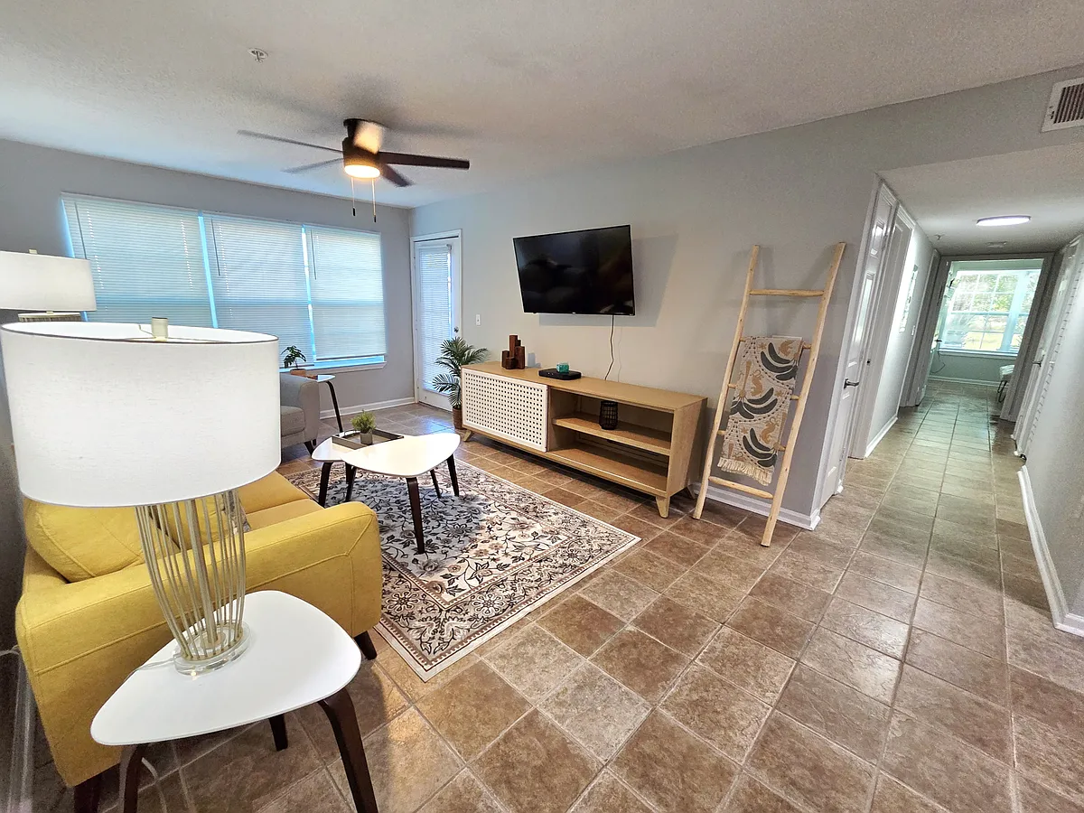 Building Photo - 4090 Dancing Cloud Ct #241