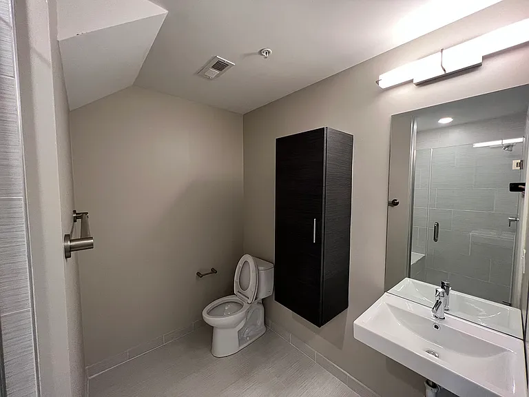 HIGHPOINT Clarendon Hills — Photo 42
