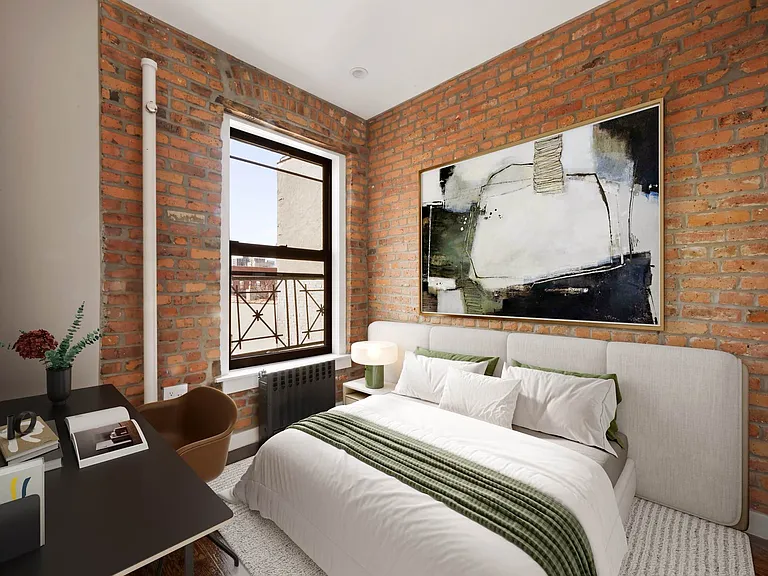 437 E 12th St #1D — Photo 2