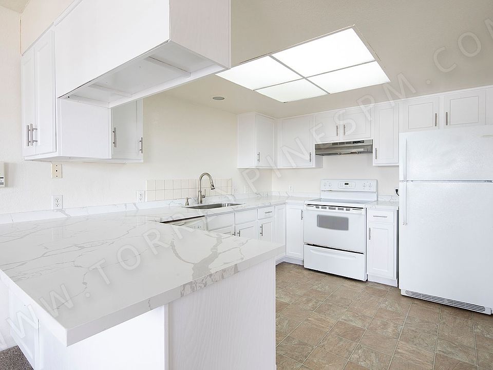 1st image of 4882-98 Niagara Ave #1863