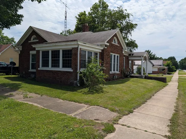 501 W Market St, Palestine, IL 62451