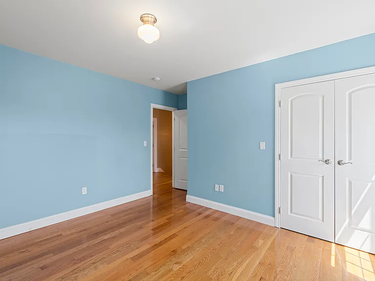 3 Prospect Hill St #3 — Photo 15