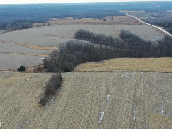 230th Ave, Cincinnati, IA 52549