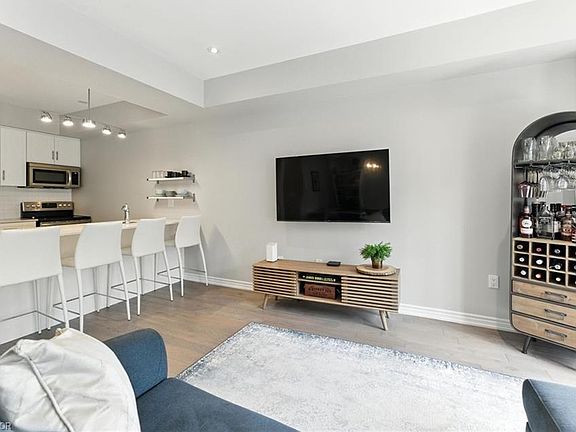 5th image of 377 Glancaster Rd #37