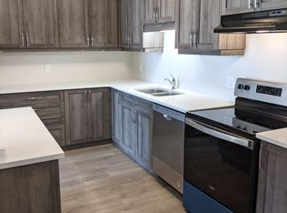 142 Foamflower Pl #B024, Waterloo, ON N2V0G9