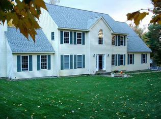 5 Orchard Rd, New Boston, NH 03070