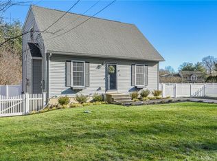 46 Pond Rd, Windsor, CT 06095