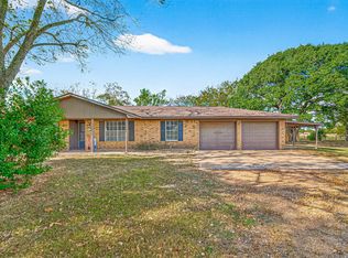 9416 County Road 273, East Bernard, TX 77435