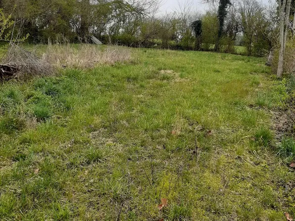 185 Young Dr, Nicholasville, KY 40356