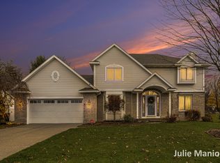 2640 Cape Coral Dr SW, Wyoming, MI 49418