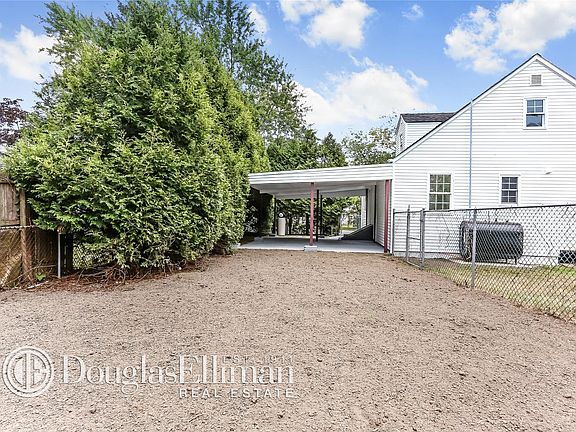2nd image of 133 Wendy Dr