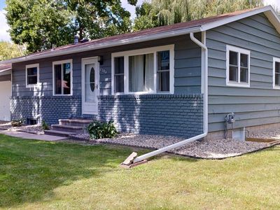 2304 3rd Ave SE, Willmar, MN, 56201