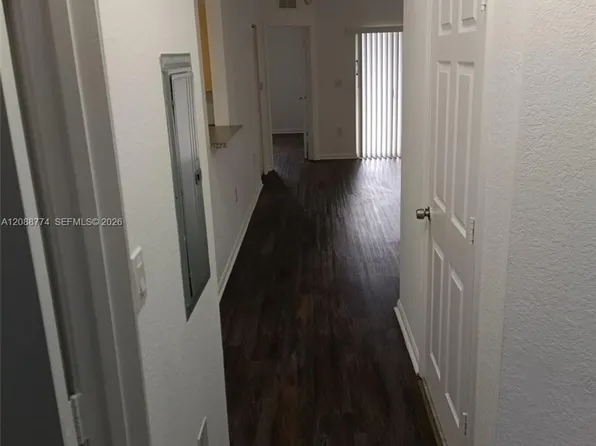1095 Golden Lakes Blvd APT 924, West Palm Beach, FL 33411
