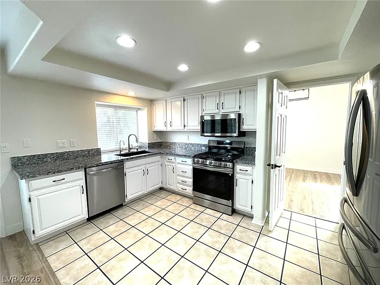 1326 Pine Terrace Ct — Photo 13