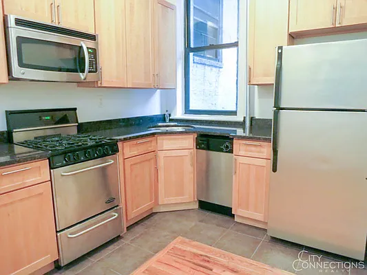 Rented by City Connections Realty | media 30