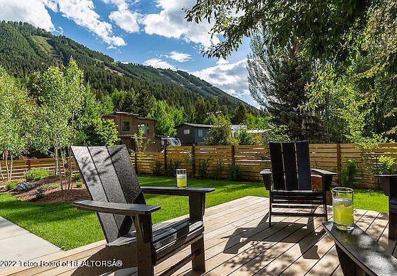 2nd image of 725 Cache Creek Dr