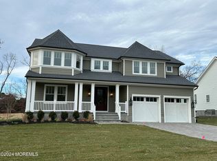 2 S Tamarack Dr, Brielle, NJ 08730