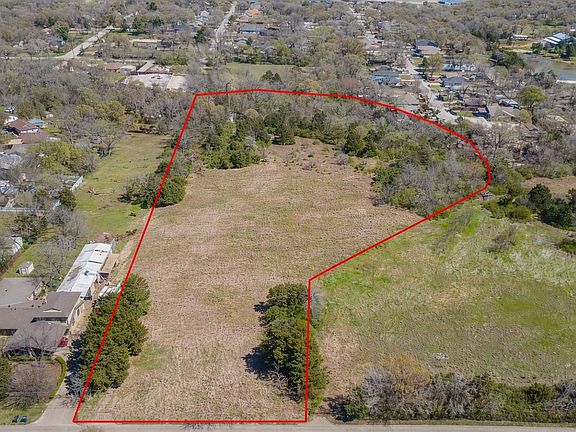 4th image of 930 N Prairie Creek Rd