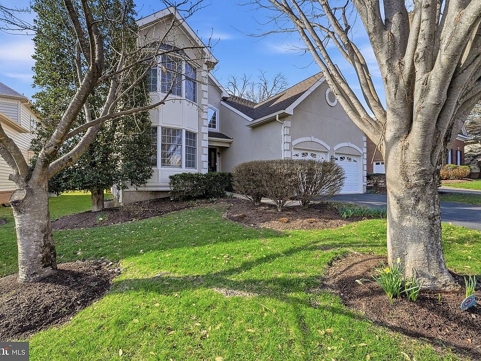 1st image of 19829 Bethpage Ct