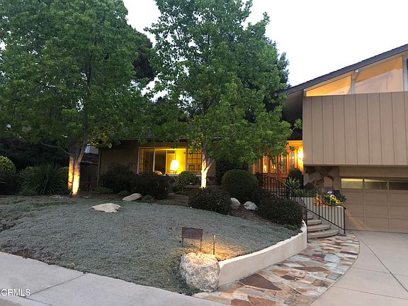 3rd image of 2743 Brierhaven Dr