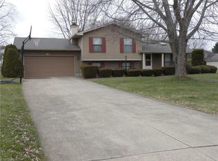 1350 Pheasant Ct, Youngstown, OH