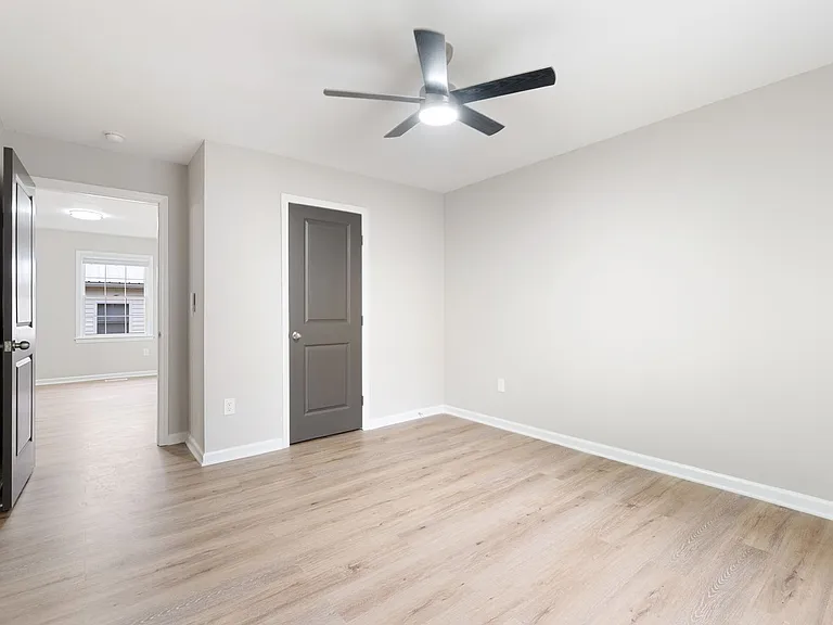 1236 Berkeley St — Photo 14
