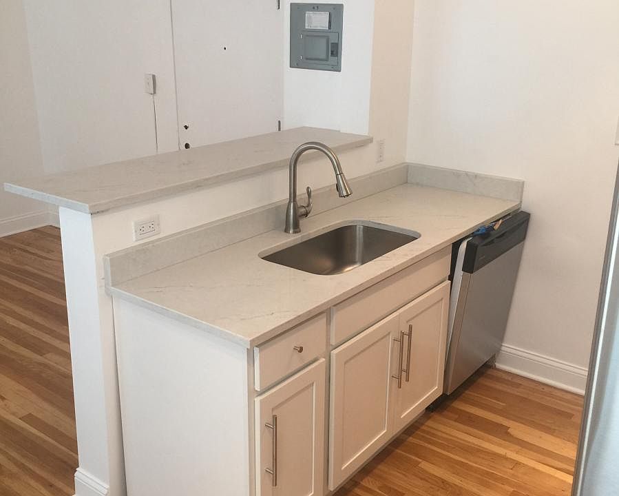 1st image of 10600 Clifton Blvd
