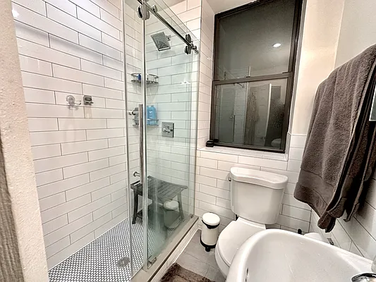 Rented by Corcoran | media 15