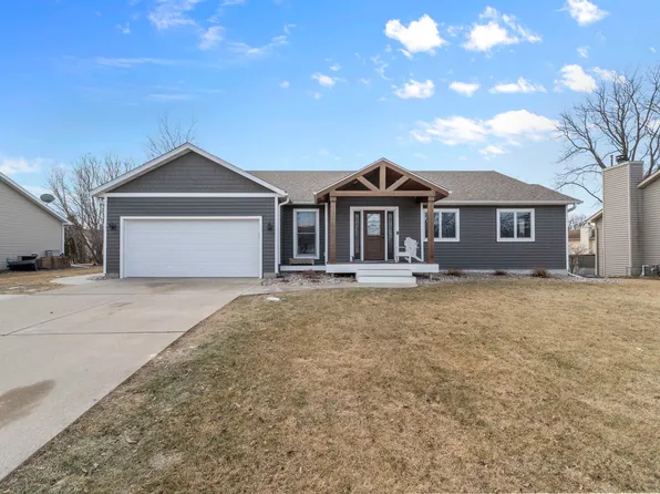 841 Glenview Dr, Verona, WI 53593