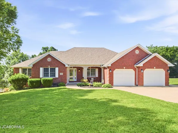 4011 Catalina Dr, Jefferson City, MO 65109