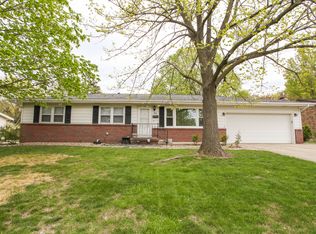 302 Grandview Dr, Normal, IL 61761