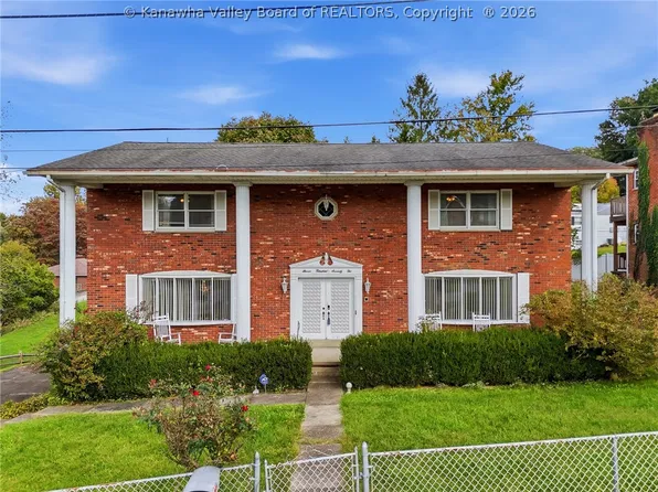 772 Echo Rd, South Charleston, WV 25303
